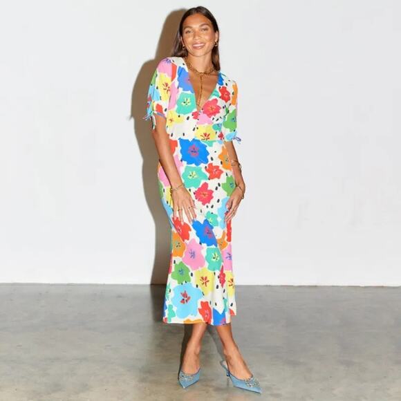 Never Fully Dressed Dresses & Skirts - Never fully dressed colorful floral Maxi Dress
